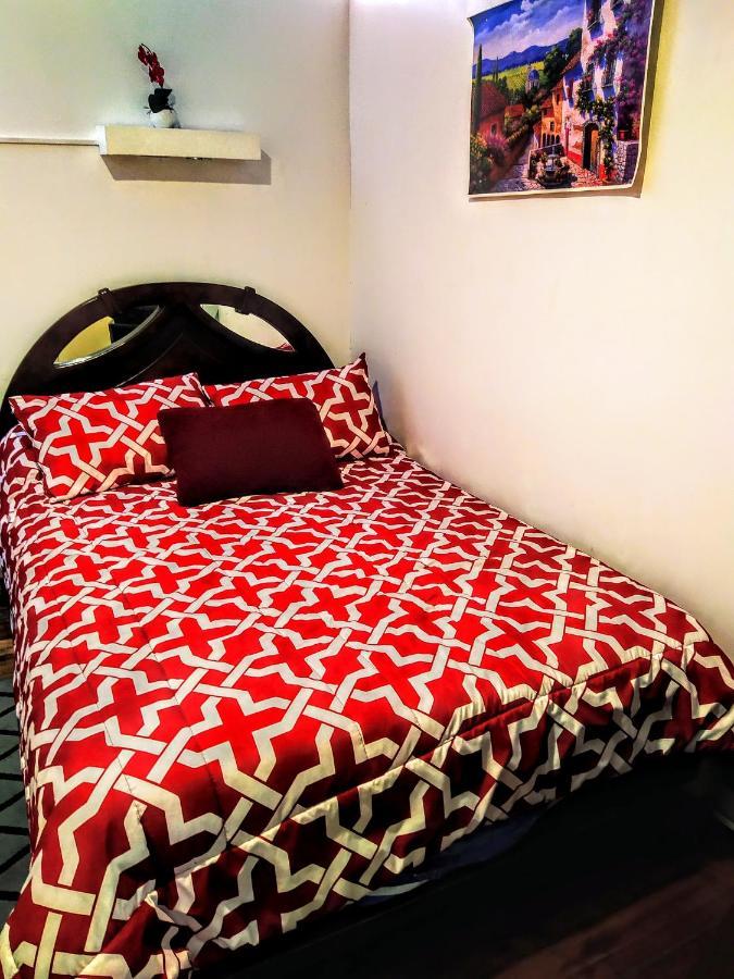 קיטו Hostal Latitud Ecuem מראה חיצוני תמונה