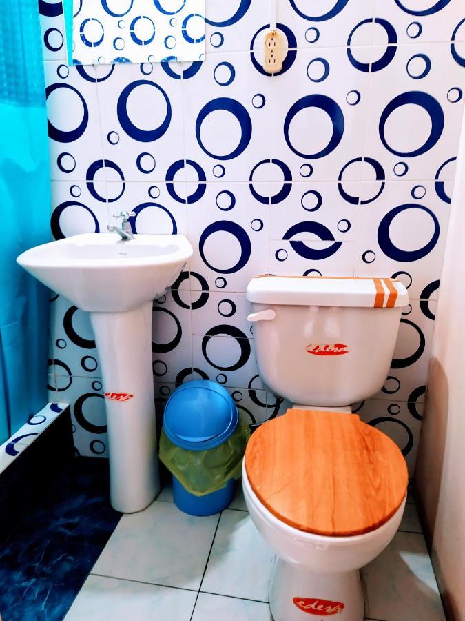 קיטו Hostal Latitud Ecuem מראה חיצוני תמונה
